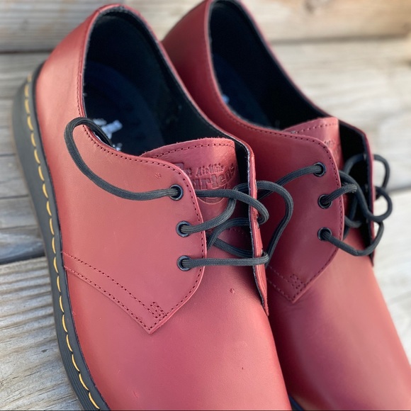 Dr. Martens New Mens Size 11 Burgundy Leather - Picture 5 of 5